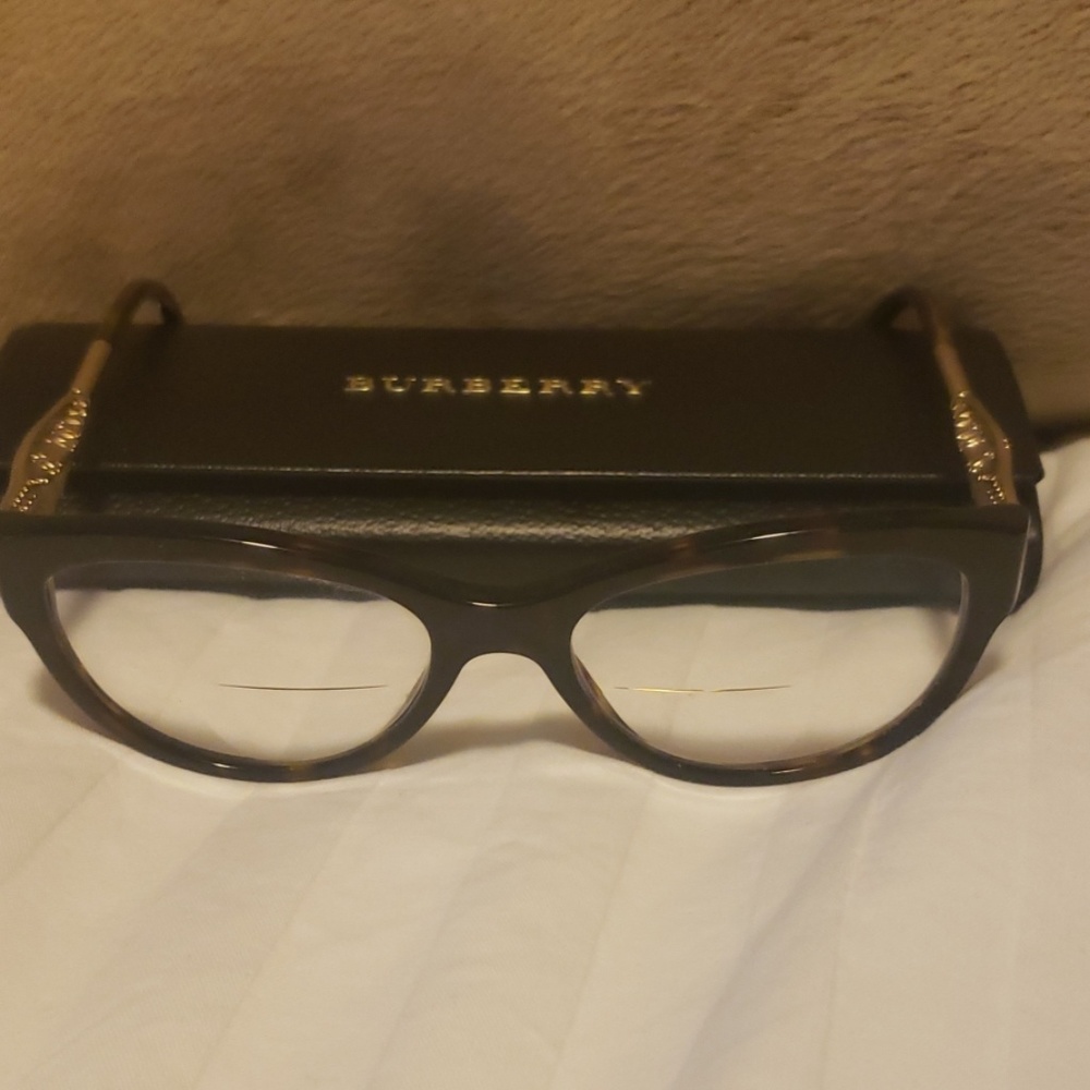 Burberry perscription reading glasses far and near
